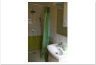 Bath/toilet